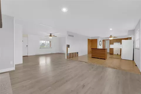 2449 Hackmann Rd, Saint Charles, MO 63303 photo 12