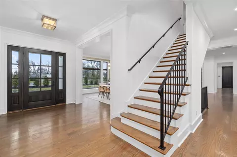 Entry Way - 11600 Clayton Rd, Frontenac, MO 63131 photo 1 of 4