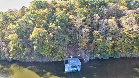 19 Hammoch Ct, Defiance, MO 63341