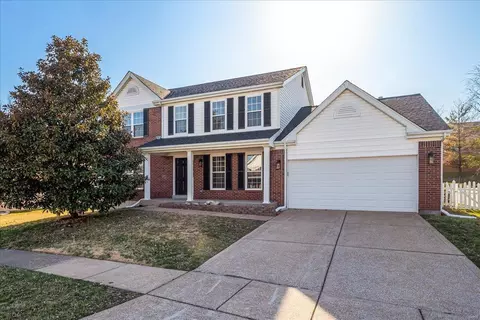 4859 Forder Oaks Ct, Saint Louis, MO 63129
