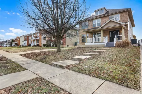 5888 Clemens Ave, Saint Louis, MO 63112