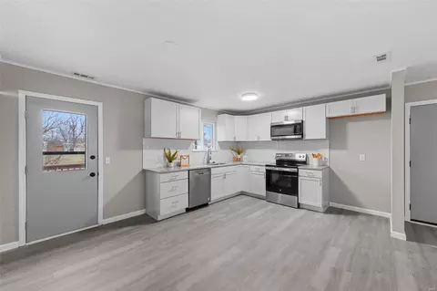 10 Kirk Ct, O'fallon, MO 63366 photo 7