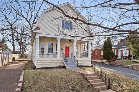 7464 Wise Ave, Saint Louis, MO 63117