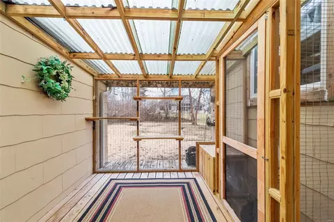 Exterior - 206 Lark Hill Ln, Ballwin, MO 63021 photo 3 of 5