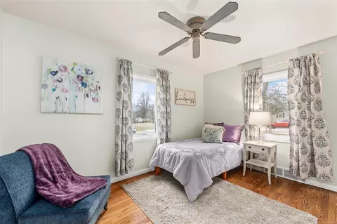 Bedroom - 206 Lark Hill Ln, Ballwin, MO 63021 photo 3 of 3
