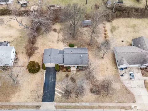 View/Area - 206 Lark Hill Ln, Ballwin, MO 63021 photo 1 of 1