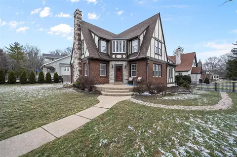 103 E Jewel Ave, Saint Louis, MO 63122