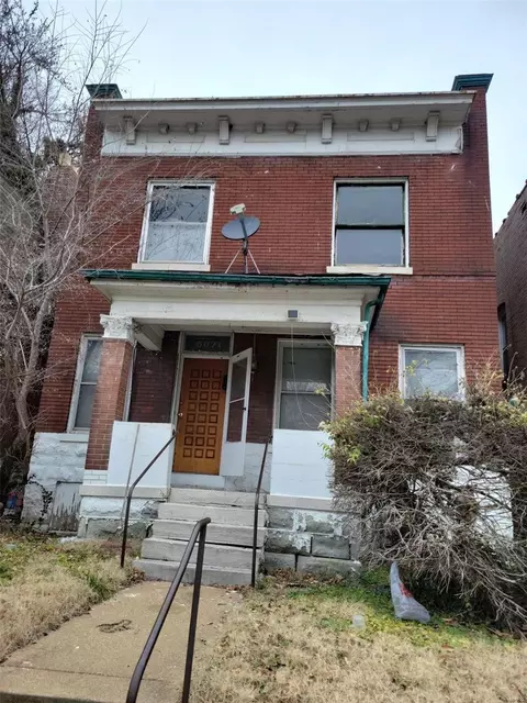5071 Lotus Ave, Saint Louis, MO 63113