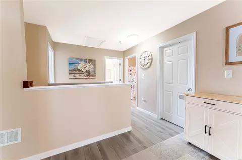 Entry Way - 269 Shady Rock Ln, O'fallon, MO 63368 photo 2 of 3