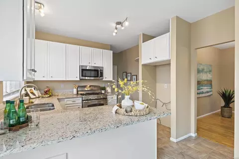 419 Leicester Square Ct, Ballwin, MO 63021 photo 10