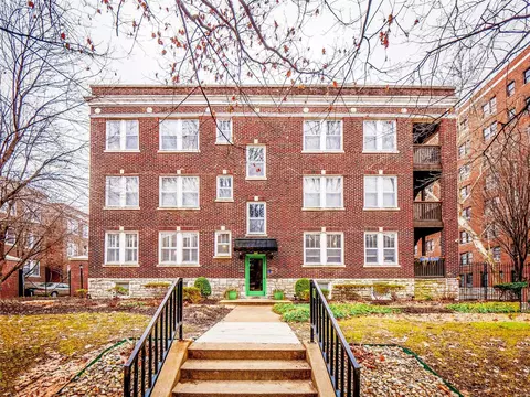 5360 Pershing Ave #1A, Saint Louis, MO 63112