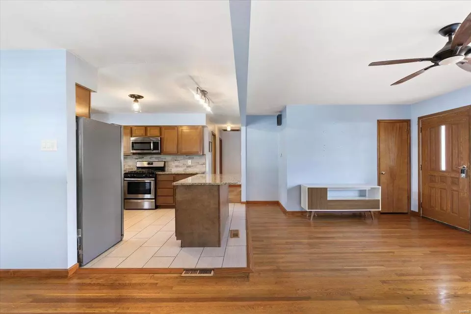 Other - 3945 Comstock Dr, Saint Louis, MO 63123 photo 4 of 9