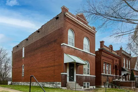 4346 S Compton Ave, Saint Louis, MO 63111