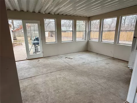 Exterior - 502 Robert Dr, O'fallon, MO 63366 photo 3 of 5