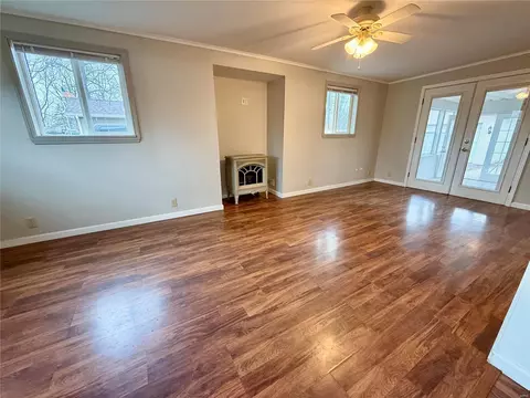 Living - 502 Robert Dr, O'fallon, MO 63366 photo 4 of 4