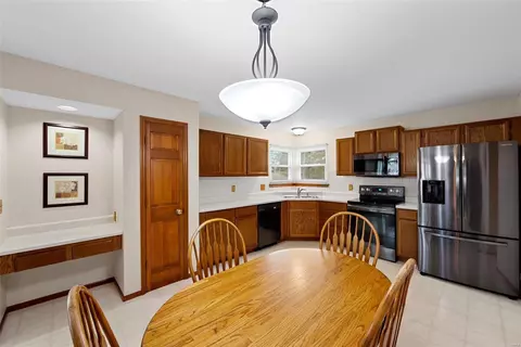 5 Iron Bridge Ct, O'fallon, MO 63368 photo 8