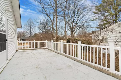 Exterior - 204 Lark Hill Ln, Ballwin, MO 63021 photo 9 of 13