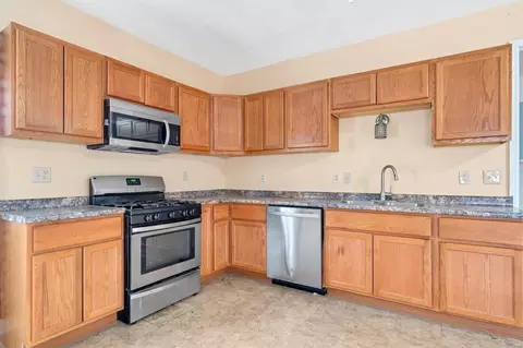 Kitchen - 204 Lark Hill Ln, Ballwin, MO 63021 photo 3 of 3