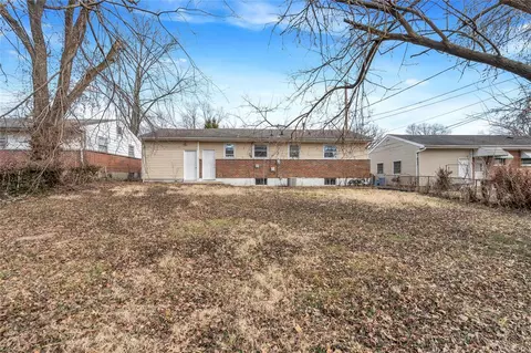 Exterior - 6613 Dunwold Dr, Berkeley, MO 63134 photo 1 of 1