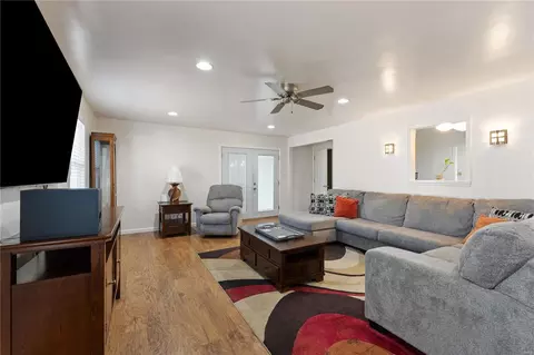 703 Danny Ln, O'fallon, MO 63366 photo 9