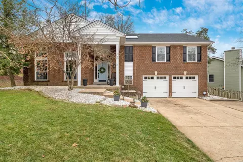 730 Oak Hall Ln, Ballwin, MO 63021