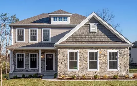 4 Irene Ct, Saint Louis, MO 63131