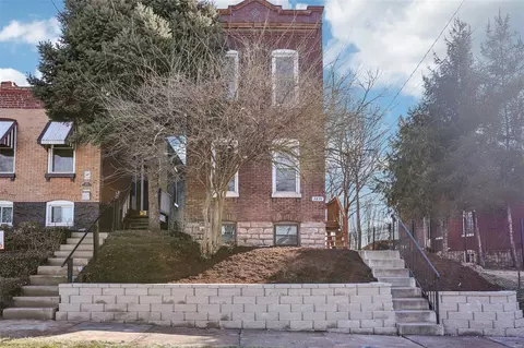 3874 Marine Ave, Saint Louis, MO 63118