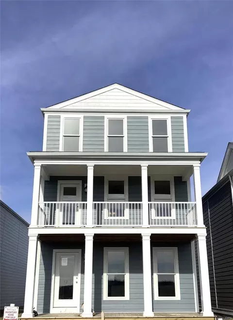 5037 Fort Duquette, Saint Charles, MO 63301