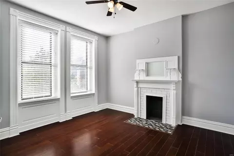 Living - 3023 Saint Vincent Ave, Saint Louis, MO 63104 photo 9 of 9