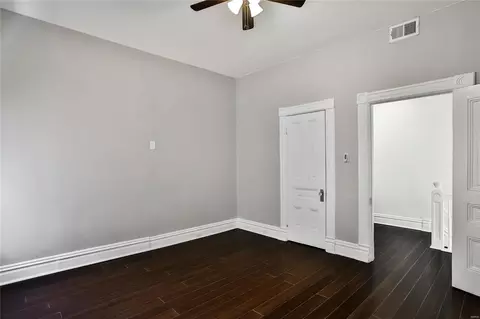 Bedroom - 3023 Saint Vincent Ave, Saint Louis, MO 63104 photo 4 of 6