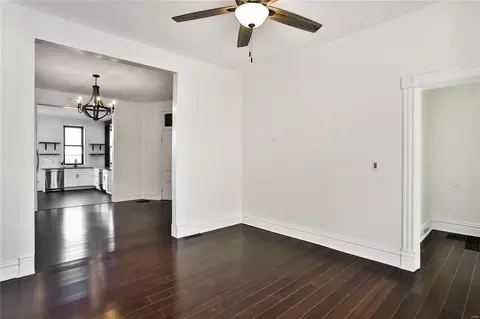 Living - 3023 Saint Vincent Ave, Saint Louis, MO 63104 photo 7 of 9