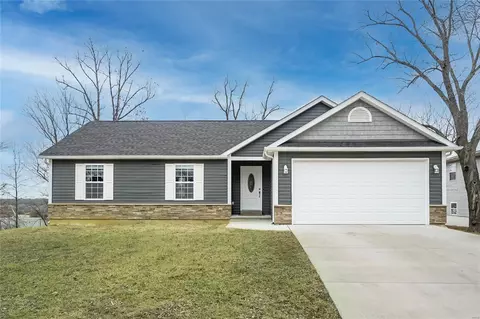 10 Queen Cir, O'fallon, MO 63366