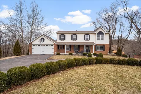 10131 Schuessler Rd, Saint Louis, MO 63128