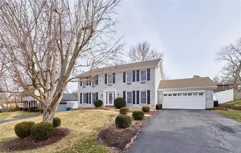 2 Morena Ct, Ballwin, MO 63011 photo 5