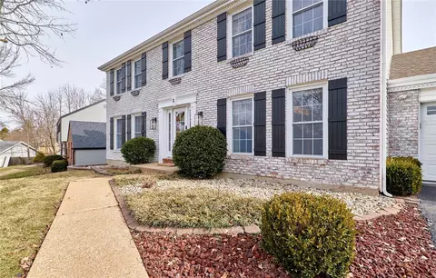 2 Morena Ct, Ballwin, MO 63011 photo 6