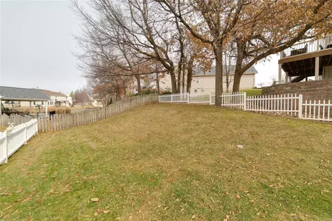 Exterior - 110 Eagle Creek Ct, O'fallon, MO 63368 photo 6 of 11
