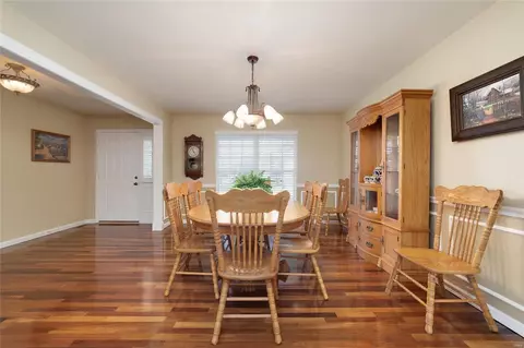 Dining - 110 Eagle Creek Ct, O'fallon, MO 63368 photo 1 of 3