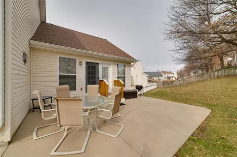 Exterior - 110 Eagle Creek Ct, O'fallon, MO 63368 photo 2 of 11