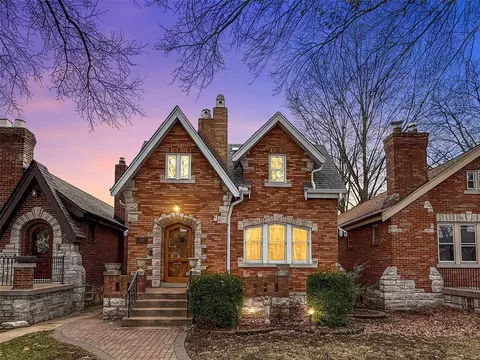 5732 Itaska St, Saint Louis, MO 63109