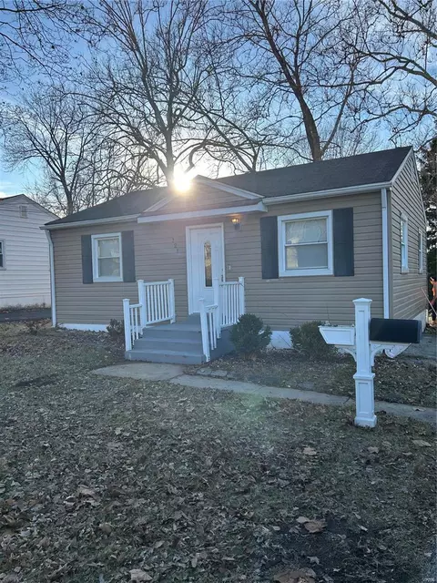 721 Beardsley, Ferguson, MO 63135