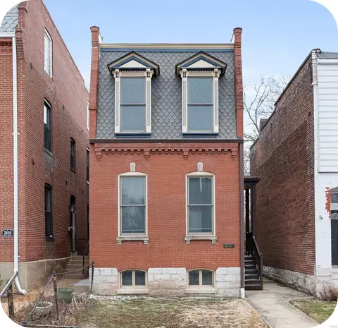 2620 Mcnair Ave, Saint Louis, MO 63118