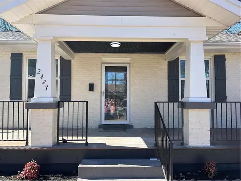 2427 Ashland Ave, Saint Louis, MO 63114