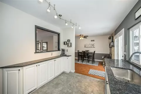Kitchen - 646 Clear Creek Ct, Ballwin, MO 63021 photo 4 of 4
