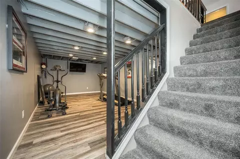 Entry Way - 646 Clear Creek Ct, Ballwin, MO 63021 photo 4 of 5