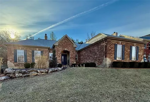 17626 Garden Ridge Cir, Wildwood, MO 63038