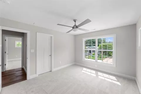Bedroom - 237 E Jackson Rd, Webster Groves, MO 63119 photo 6 of 9