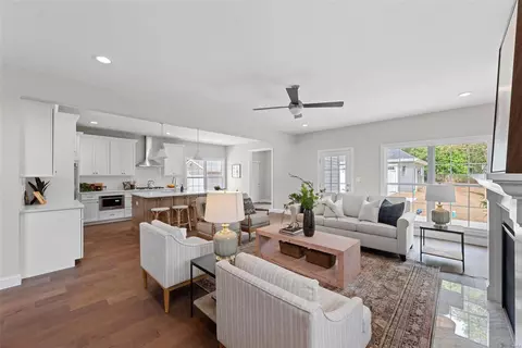 Living - 237 E Jackson Rd, Webster Groves, MO 63119 photo 2 of 5