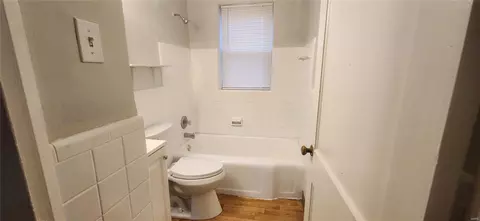 8549 Everett Ave, Saint Louis, MO 63117 photo 9