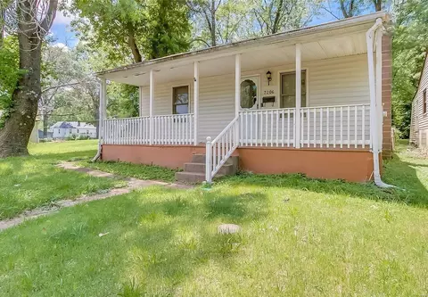 7206 Calvin Ave, Saint Louis, MO 63136