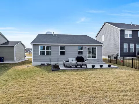 Exterior - 3025 Eagle Branch Cir, O'fallon, MO 63366 photo 7 of 9